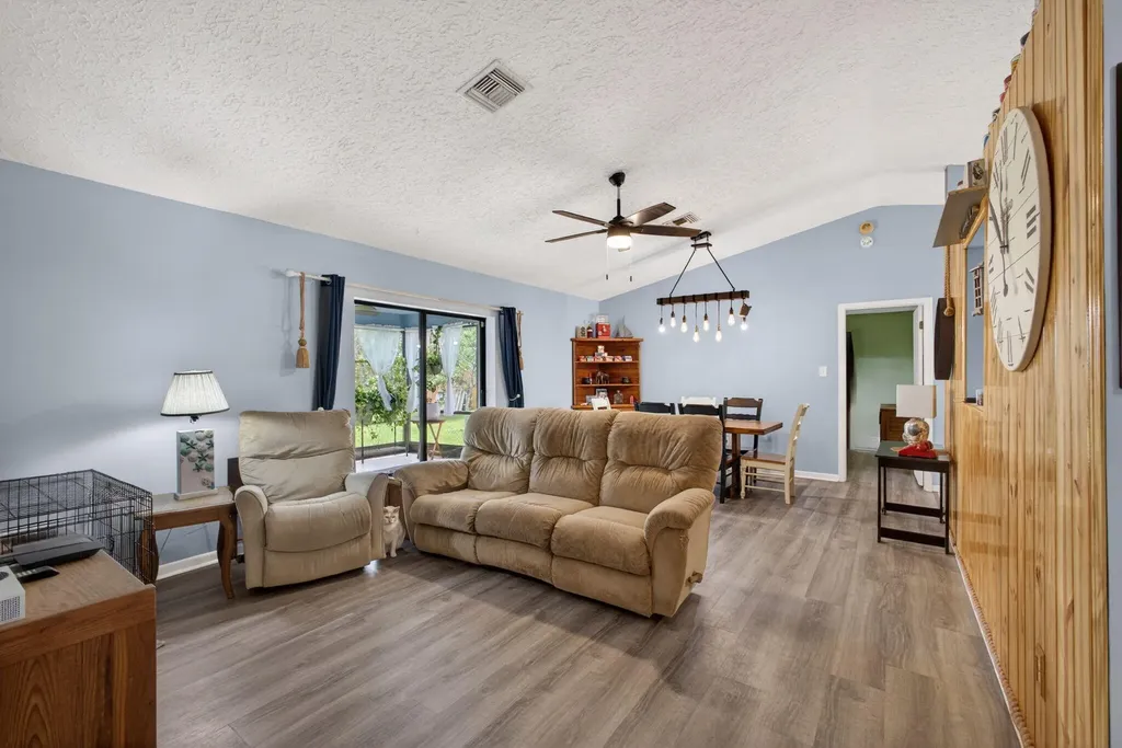 2273 SW Plymouth Street Port St Lucie FL 34953