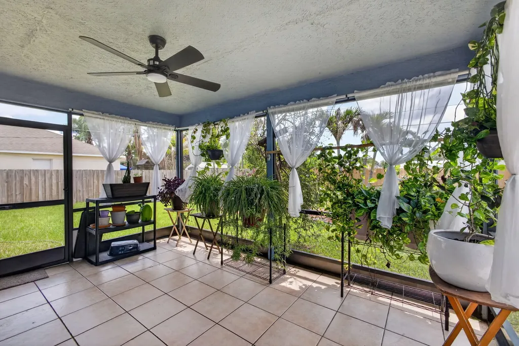 2273 SW Plymouth Street Port St Lucie FL 34953