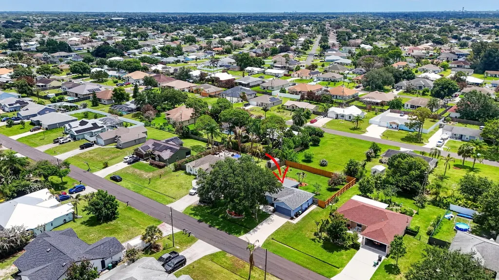 2273 SW Plymouth Street Port St Lucie FL 34953