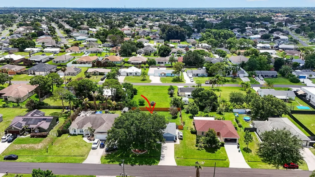 2273 SW Plymouth Street Port St Lucie FL 34953
