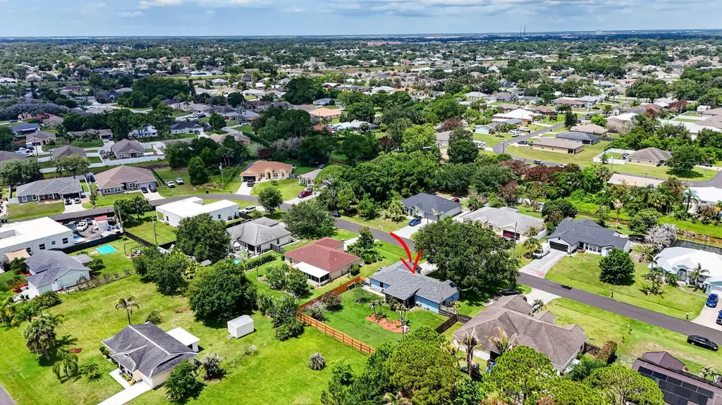2273 SW Plymouth Street Port St Lucie FL 34953