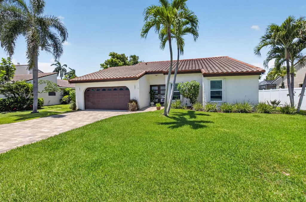 7069 NW 3rd Avenue Boca Raton FL 33487