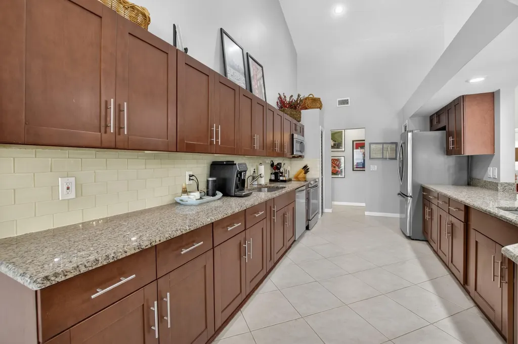 7069 NW 3rd Avenue Boca Raton FL 33487