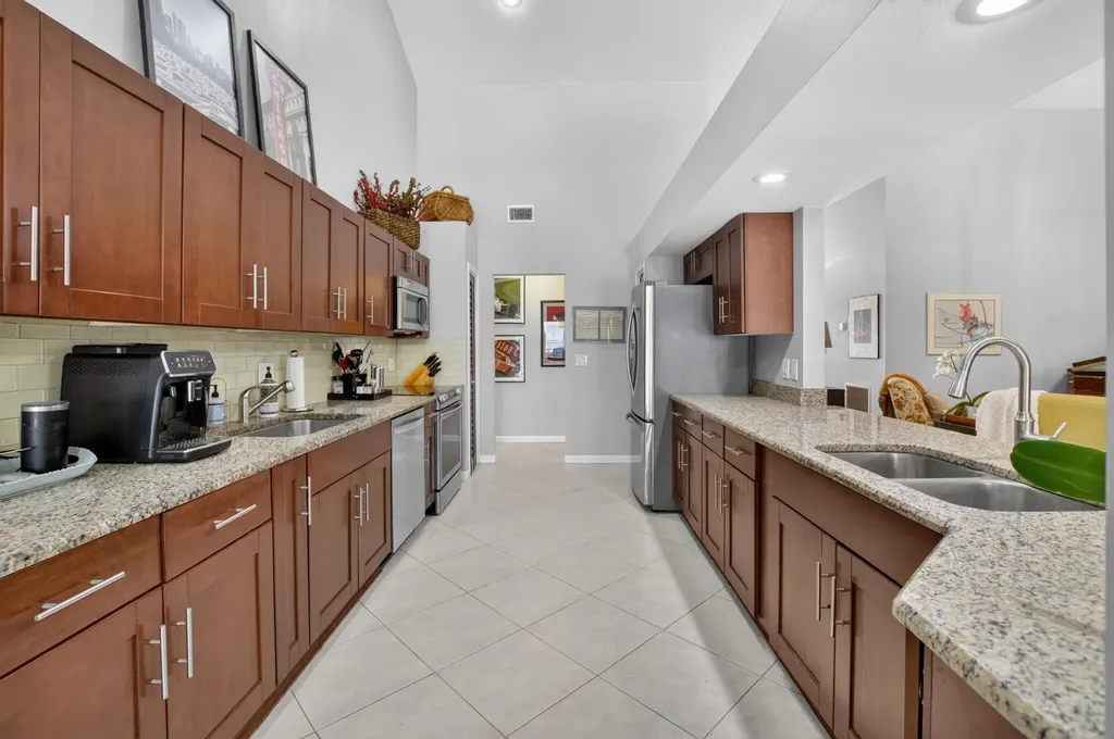 7069 NW 3rd Avenue Boca Raton FL 33487