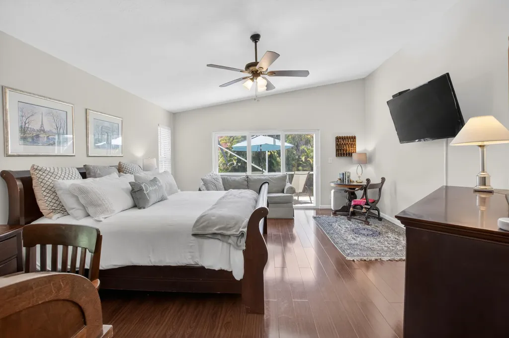 7069 NW 3rd Avenue Boca Raton FL 33487