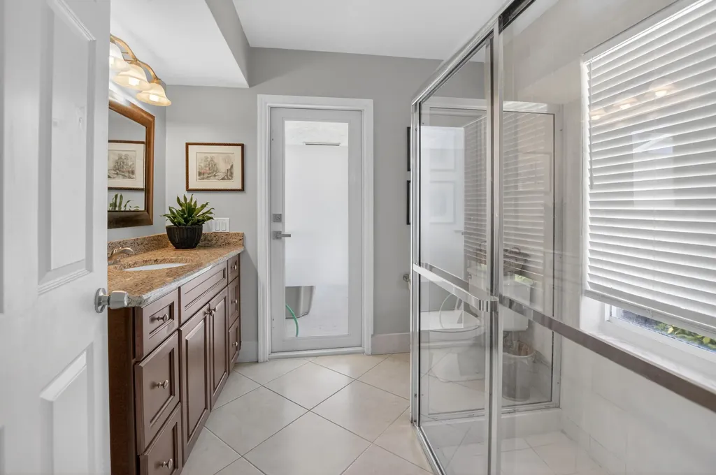 7069 NW 3rd Avenue Boca Raton FL 33487