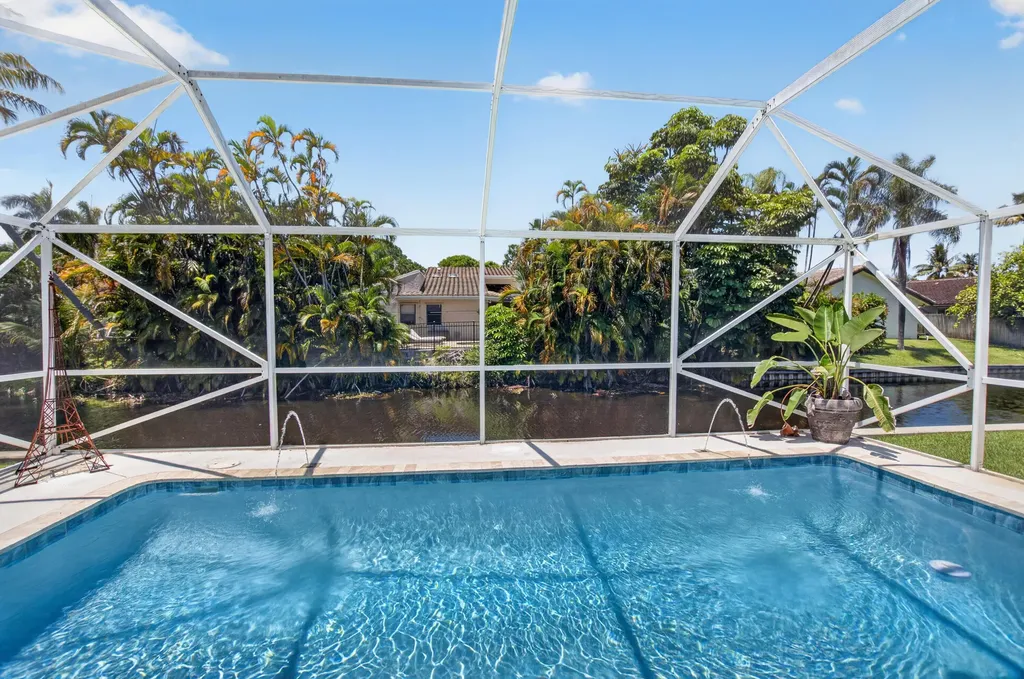 7069 NW 3rd Avenue Boca Raton FL 33487