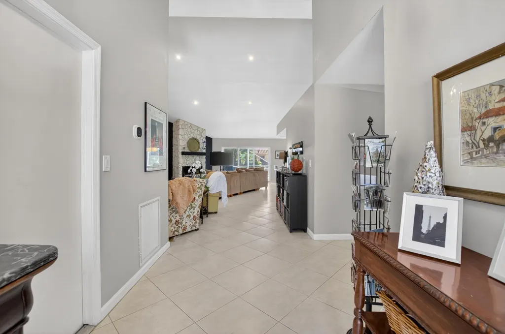 7069 NW 3rd Avenue Boca Raton FL 33487