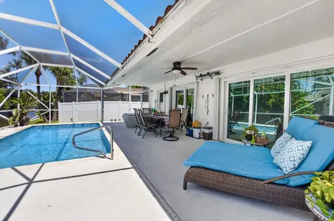 7069 NW 3rd Avenue Boca Raton FL 33487