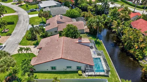 7069 NW 3rd Avenue Boca Raton FL 33487
