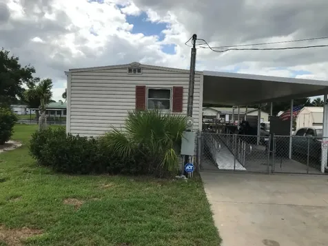 1040 24th Street Okeechobee FL 34974