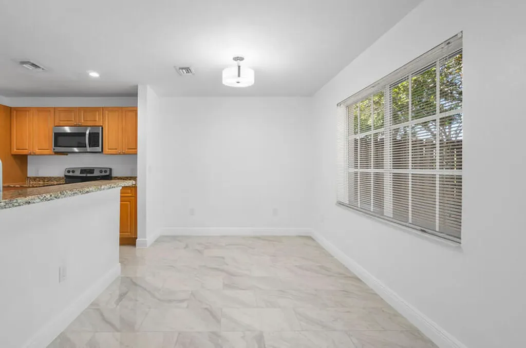 6635 Old Farm Trail Boynton Beach FL 33437