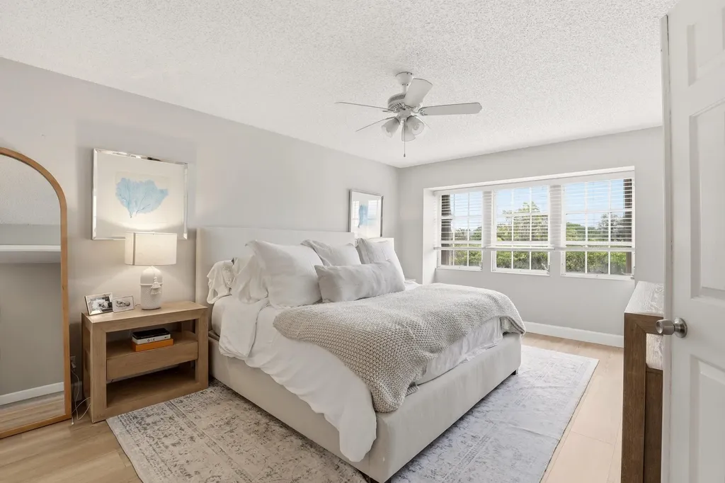 4348 Hazel Avenue Palm Beach Gardens FL 33410