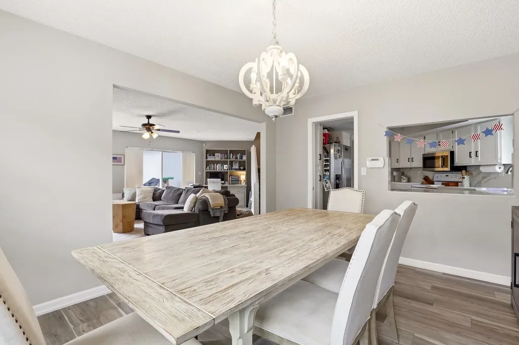 4348 Hazel Avenue Palm Beach Gardens FL 33410