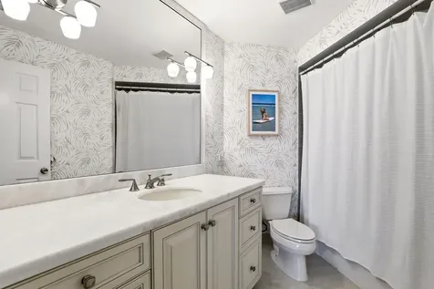 4348 Hazel Avenue Palm Beach Gardens FL 33410