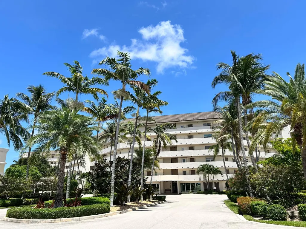 400 N Federal Highway Deerfield Beach FL 33441