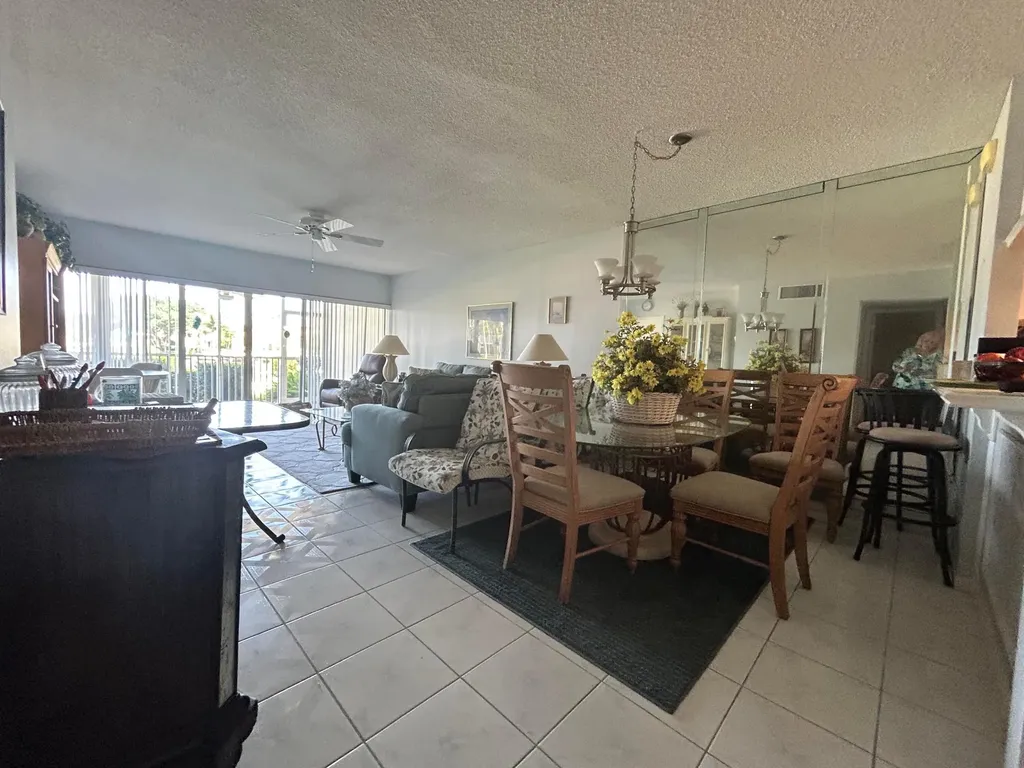 400 N Federal Highway Deerfield Beach FL 33441