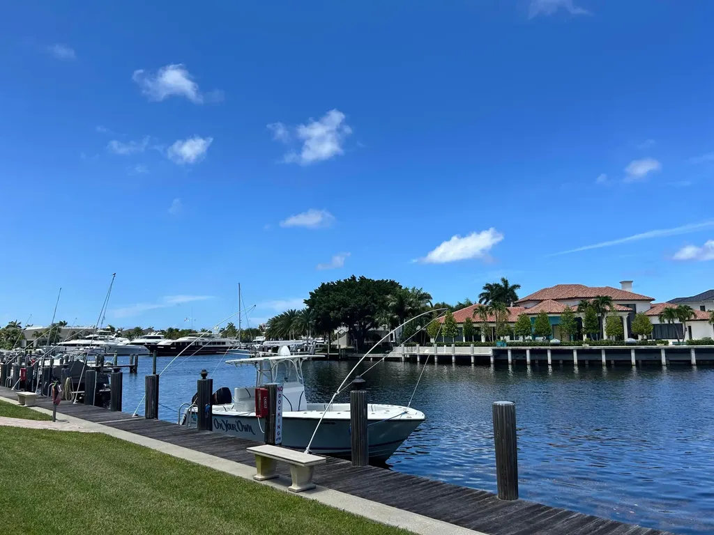 400 N Federal Highway Deerfield Beach FL 33441