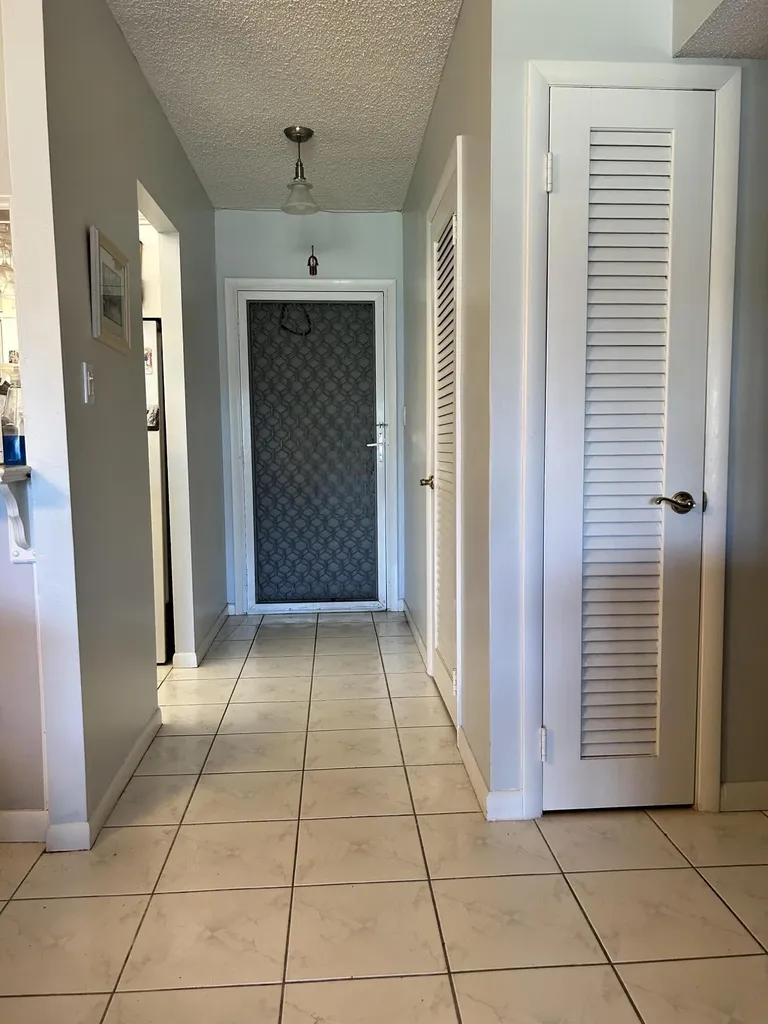 400 N Federal Highway Deerfield Beach FL 33441