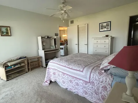 400 N Federal Highway Deerfield Beach FL 33441