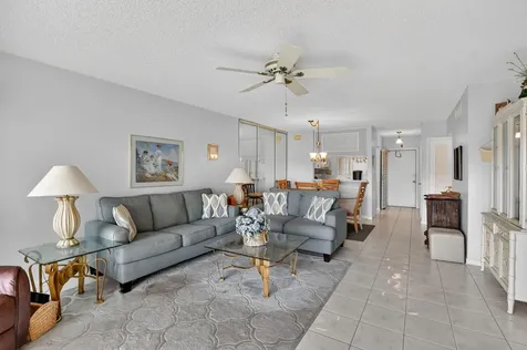 400 N Federal Highway Deerfield Beach FL 33441