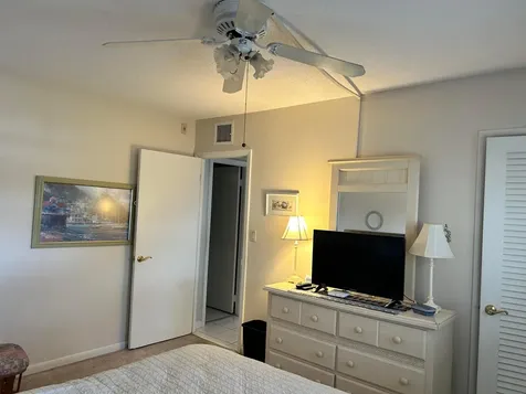 400 N Federal Highway Deerfield Beach FL 33441