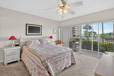 400 N Federal Highway Deerfield Beach FL 33441