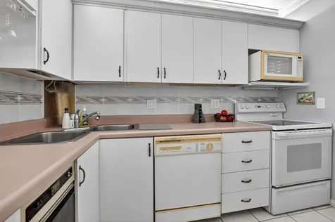 400 N Federal Highway Deerfield Beach FL 33441