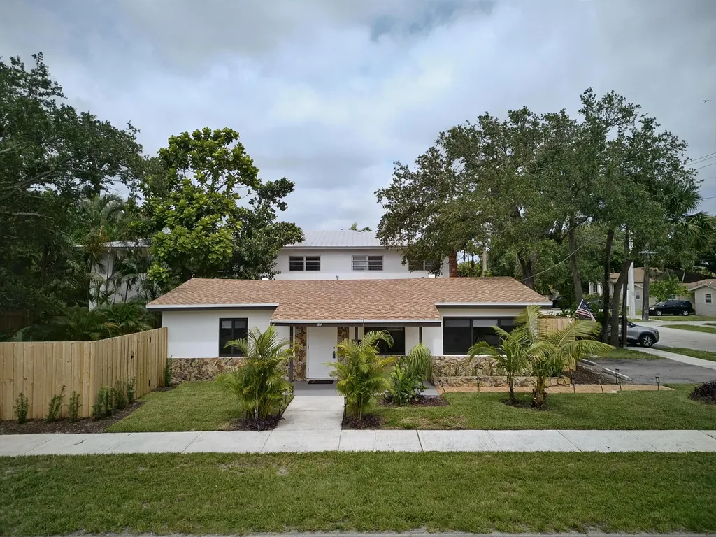 1101 SW 19th Avenue Fort Lauderdale FL 33312