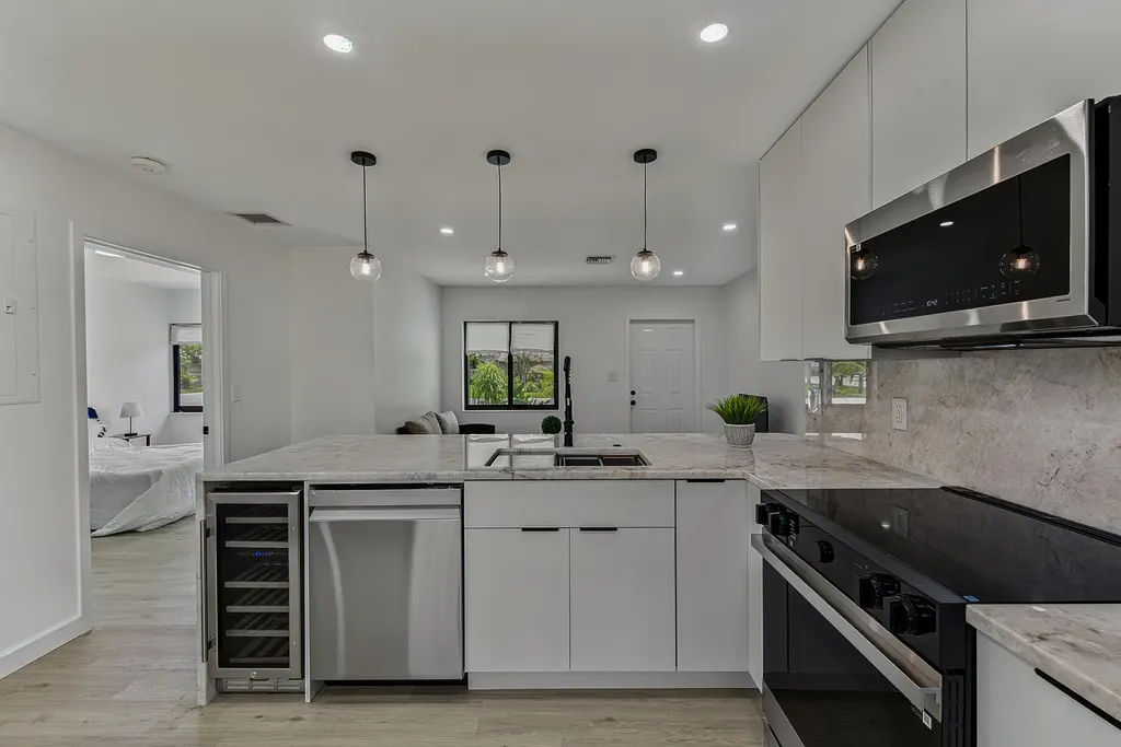 1101 SW 19th Avenue Fort Lauderdale FL 33312
