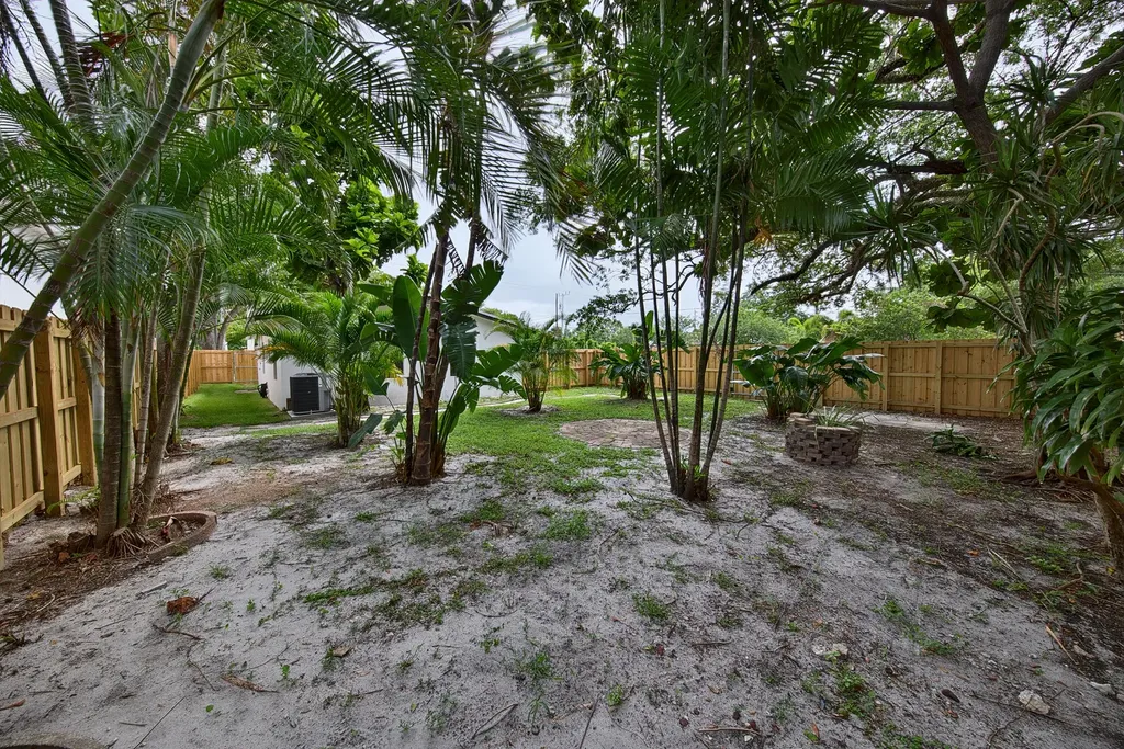 1101 SW 19th Avenue Fort Lauderdale FL 33312
