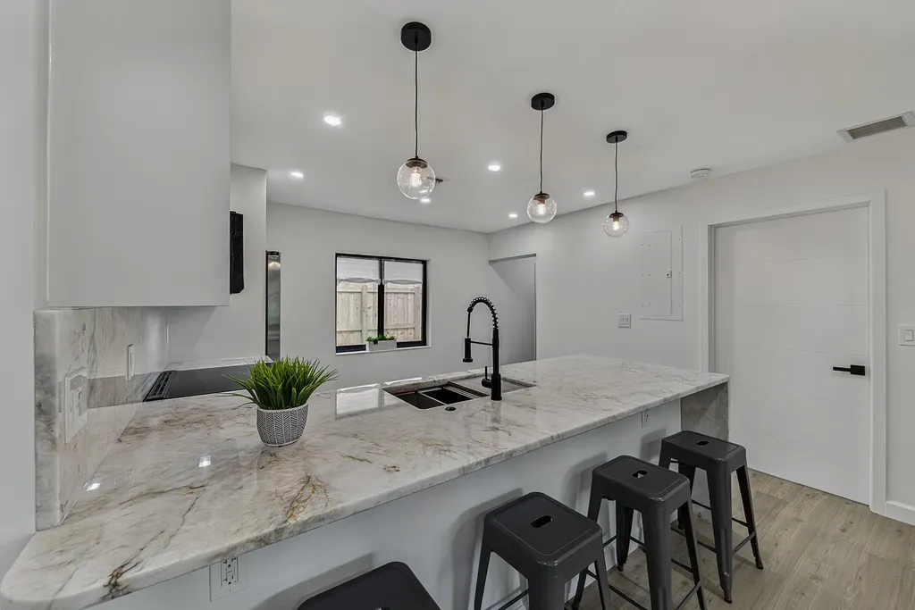 1101 SW 19th Avenue Fort Lauderdale FL 33312