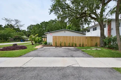 1101 SW 19th Avenue Fort Lauderdale FL 33312