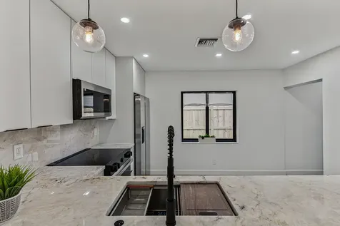 1101 SW 19th Avenue Fort Lauderdale FL 33312