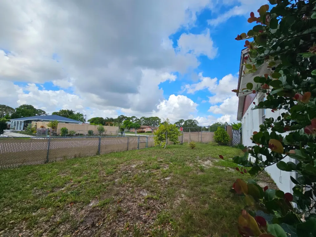 773 E Ilene Road Road E West Palm Beach FL 33415