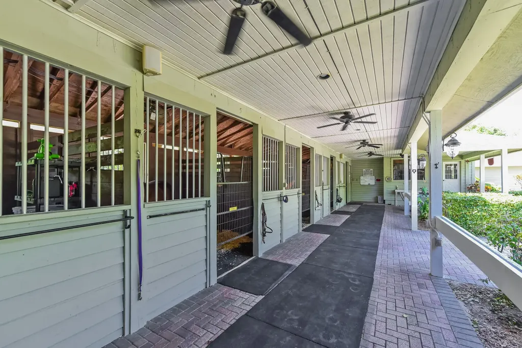 2040 Appaloosa Trail Wellington FL 33414