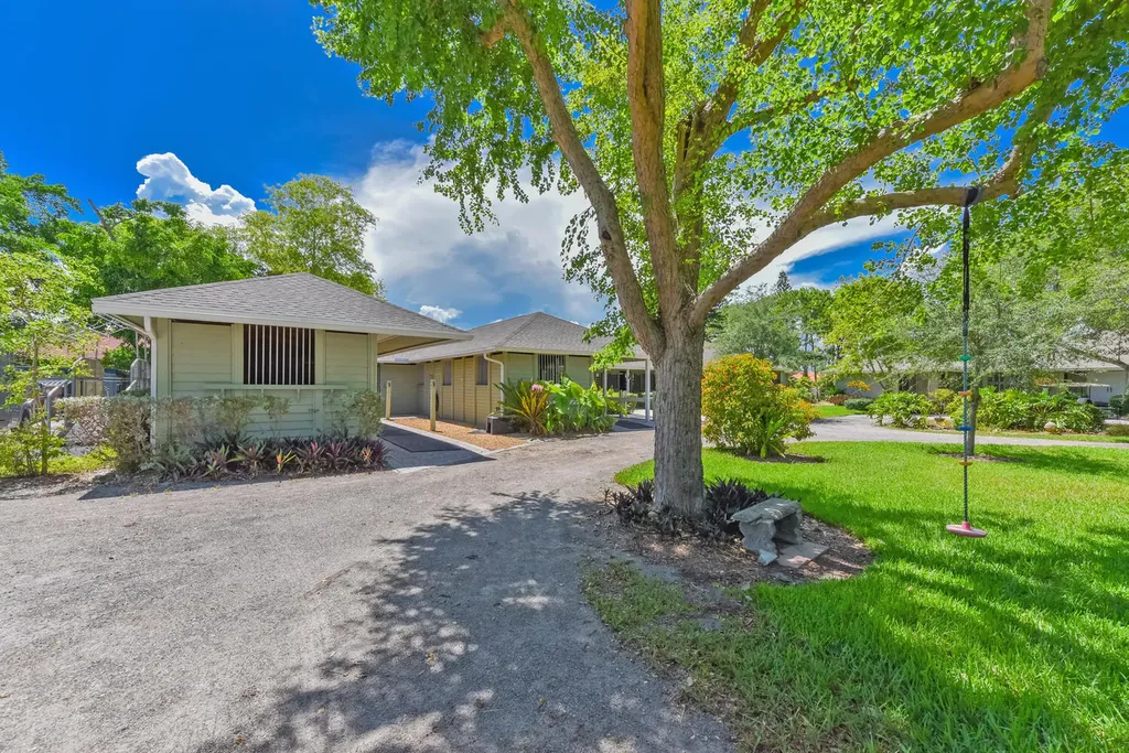 2040 Appaloosa Trail Wellington FL 33414