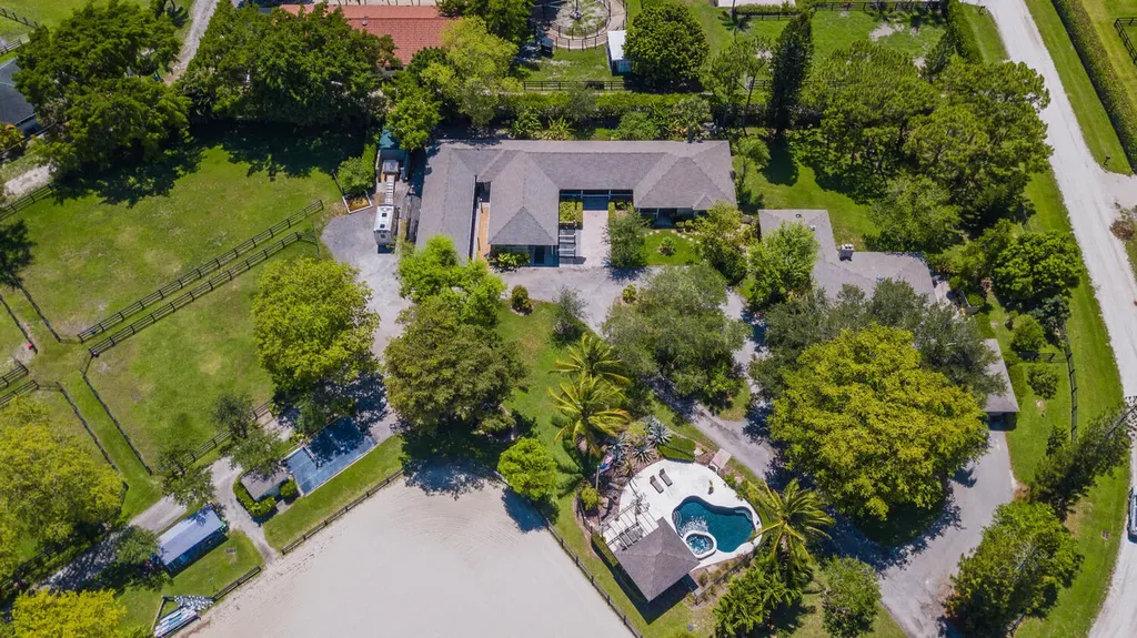2040 Appaloosa Trail Wellington FL 33414