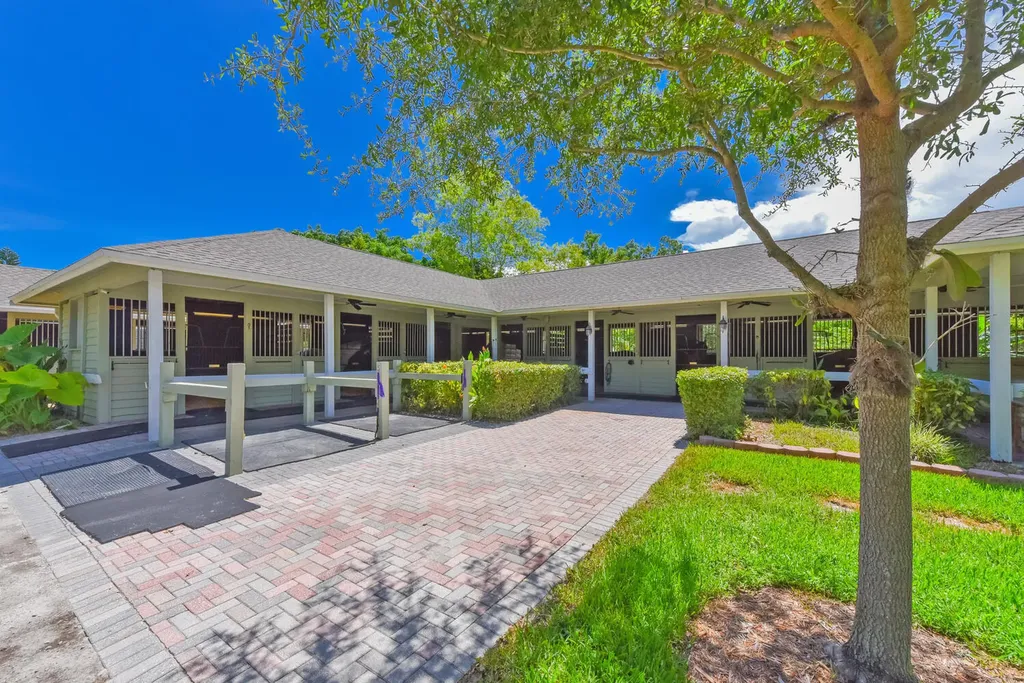 2040 Appaloosa Trail Wellington FL 33414