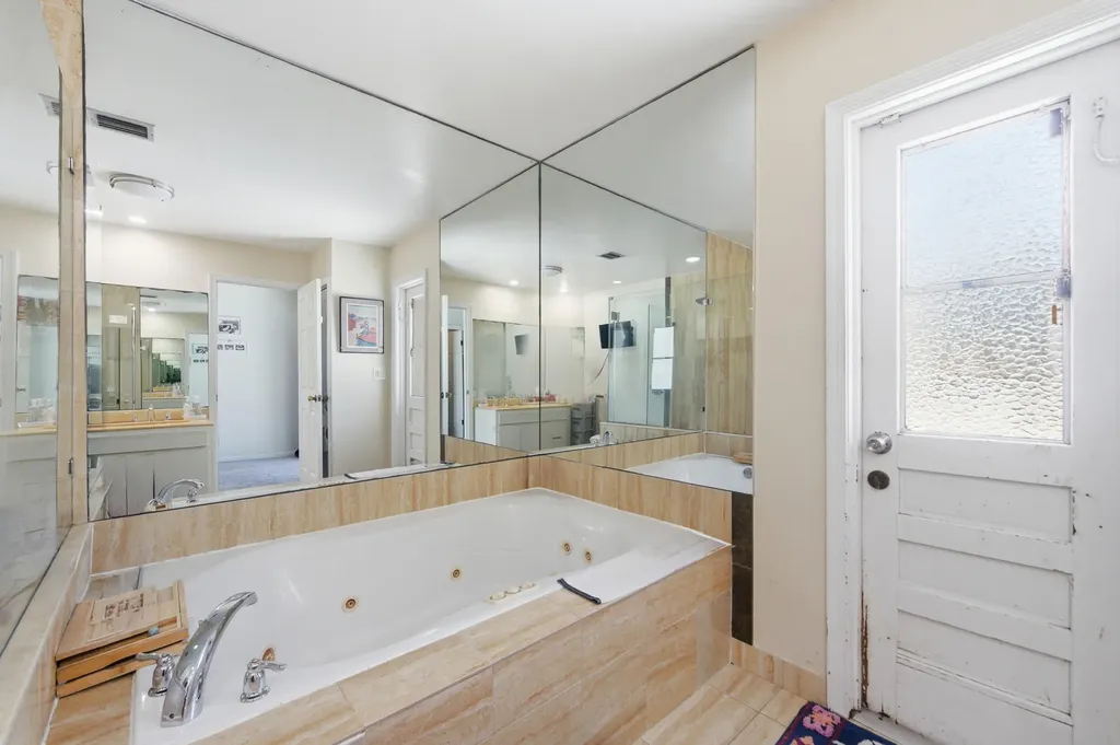 251 NW 104th Avenue Coral Springs FL 33071