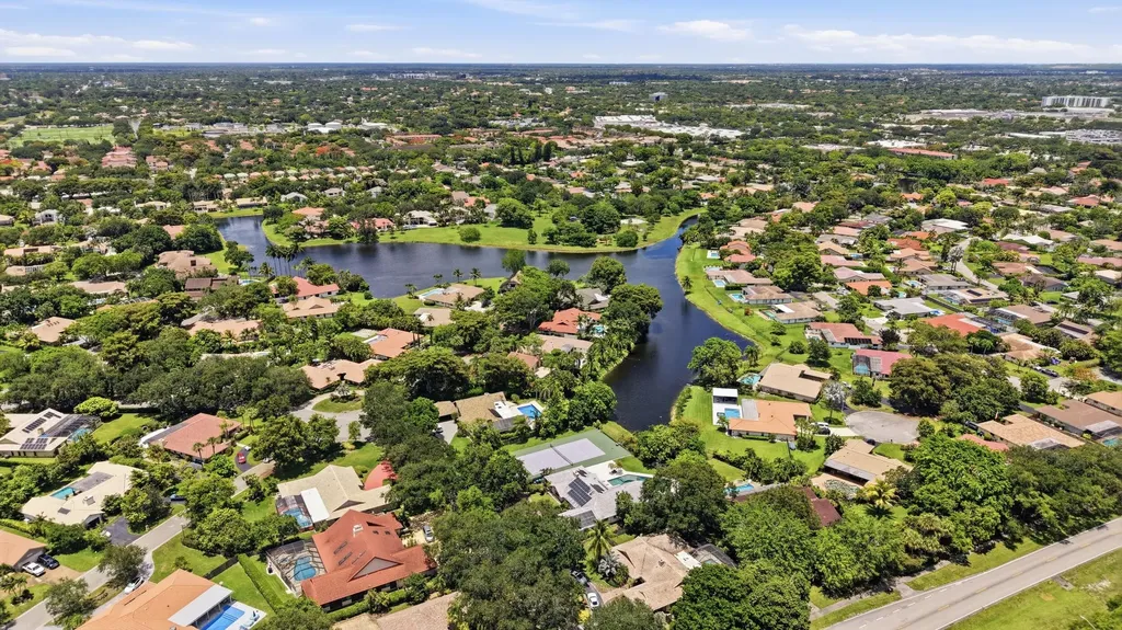 251 NW 104th Avenue Coral Springs FL 33071