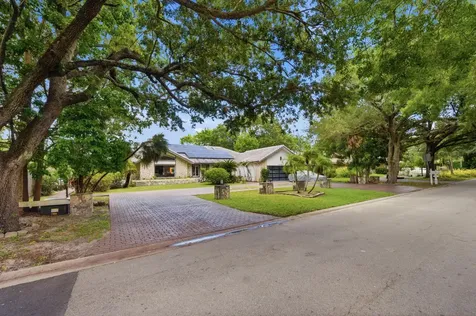 251 NW 104th Avenue Coral Springs FL 33071