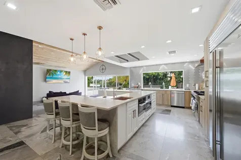 251 NW 104th Avenue Coral Springs FL 33071