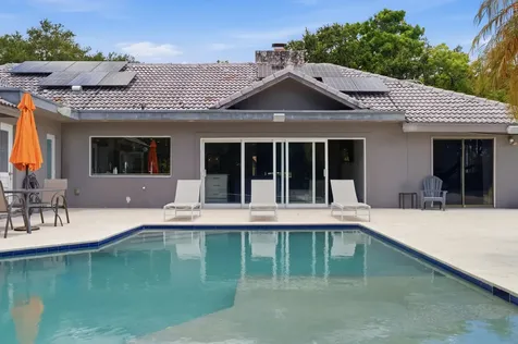 251 NW 104th Avenue Coral Springs FL 33071
