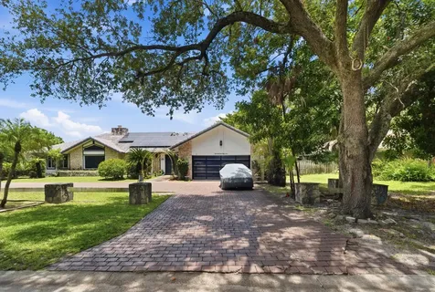 251 NW 104th Avenue Coral Springs FL 33071