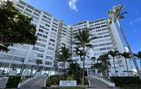 11930 N Bayshore Drive North Miami FL 33181