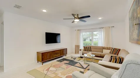 8638 Bella Vista Drive Boca Raton FL 33433