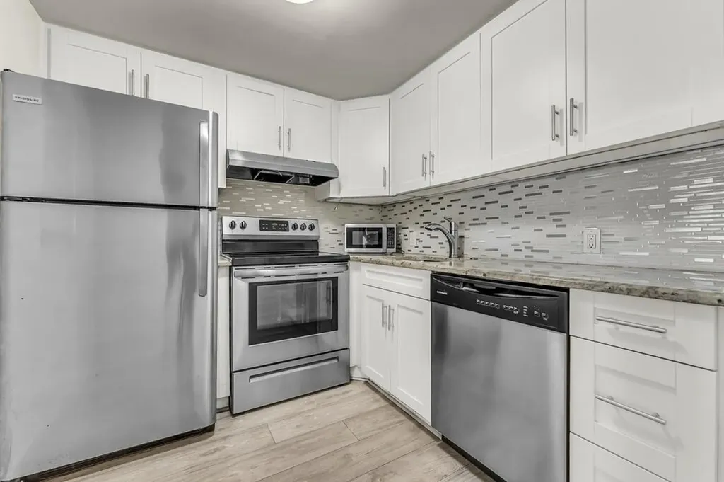 297 Dorset H Boca Raton FL 33434