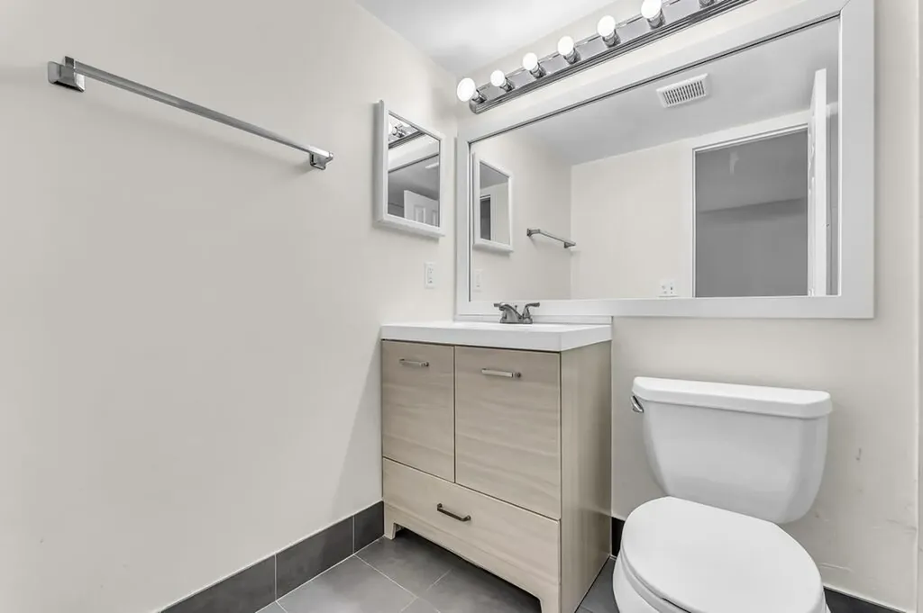 297 Dorset H Boca Raton FL 33434