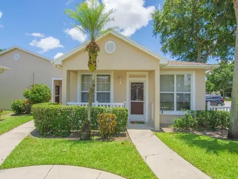 567 NW San Remo Circle Port St Lucie FL 34986